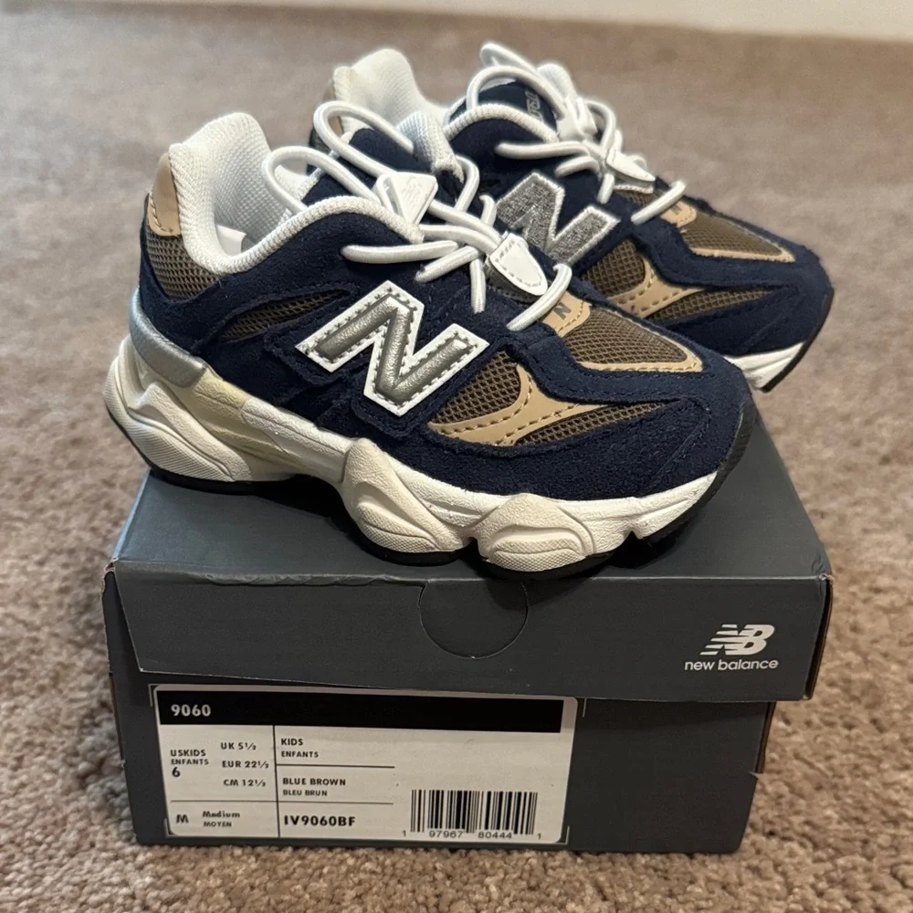 New Balance 9060 baby/ toddler Blue and Tan Sneakers - Picture 1 of 3